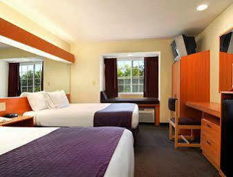 Microtel Inn & Suites By Wyndham אוברן מראה חיצוני תמונה
